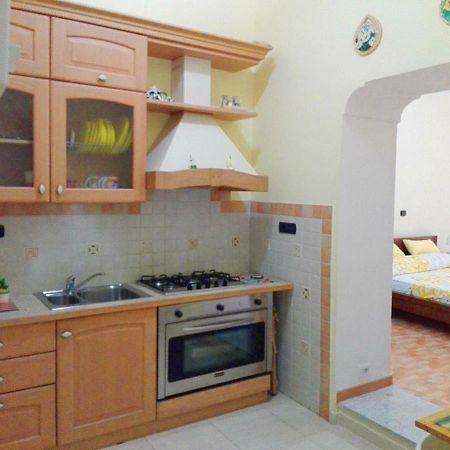 B&B Teresella Наполи Екстериор снимка