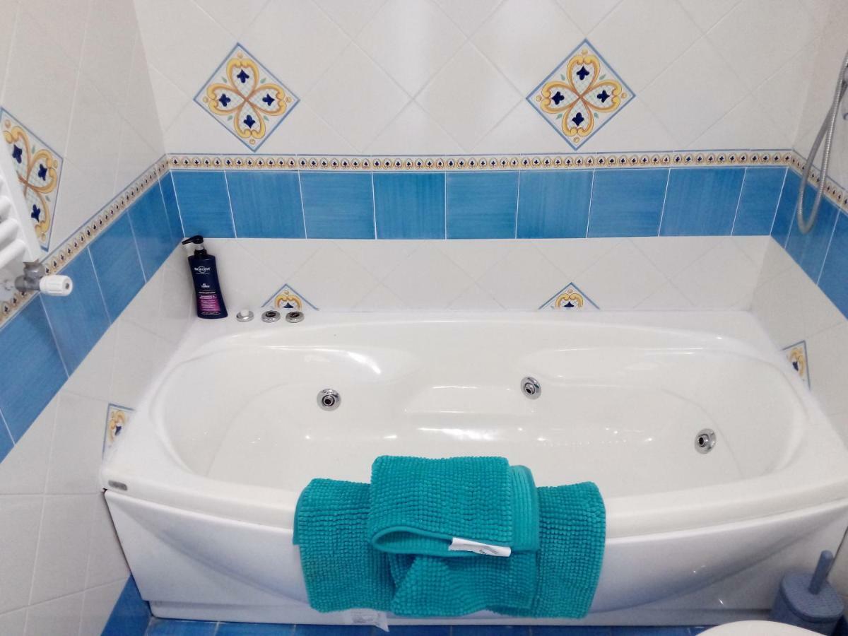 B&B Teresella Наполи Екстериор снимка
