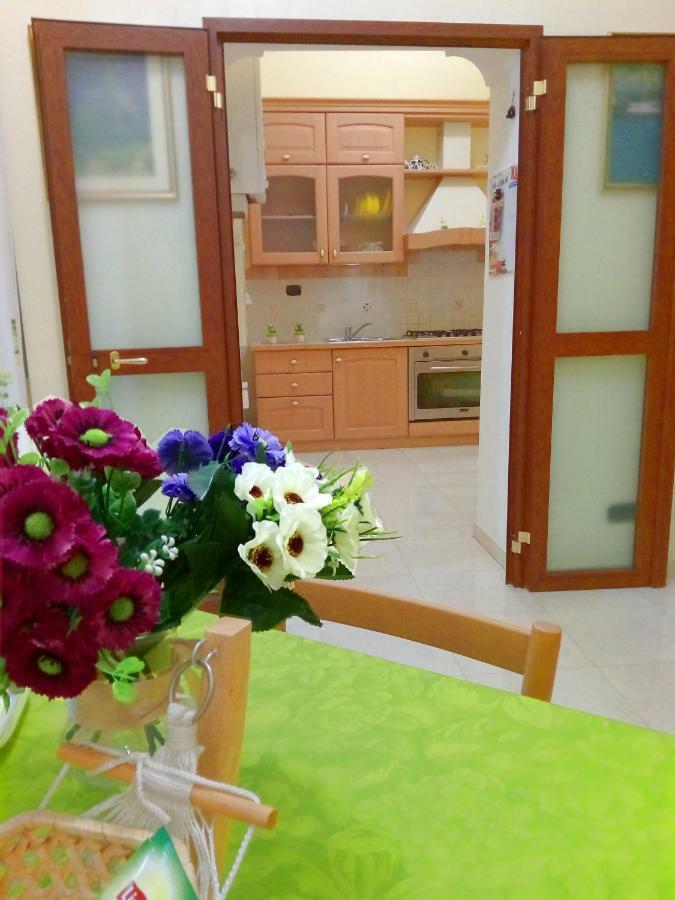 B&B Teresella Наполи Екстериор снимка