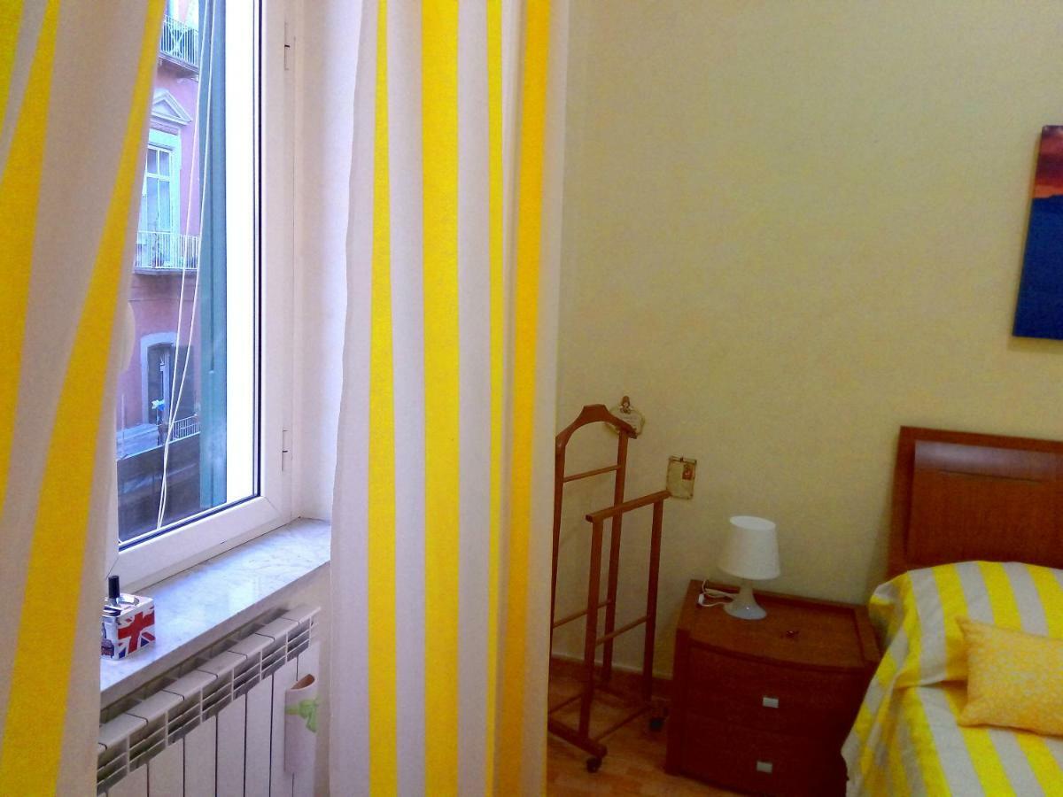 B&B Teresella Наполи Екстериор снимка