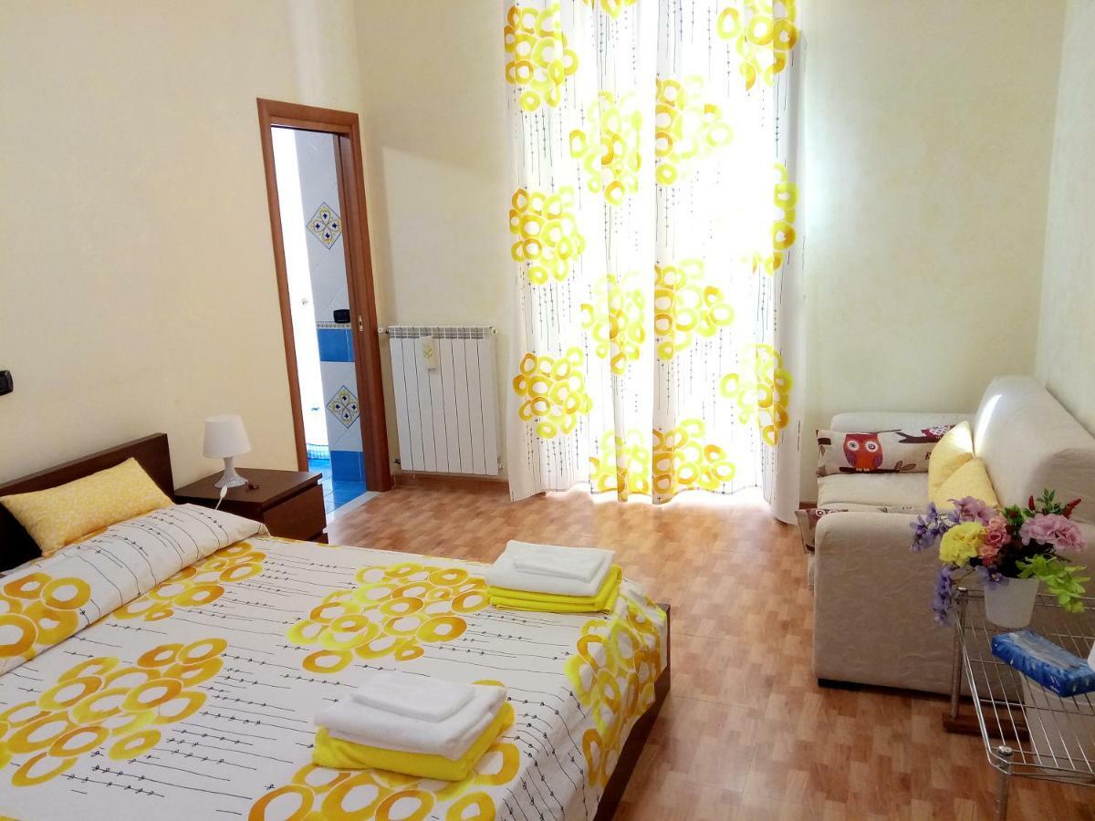B&B Teresella Наполи Екстериор снимка