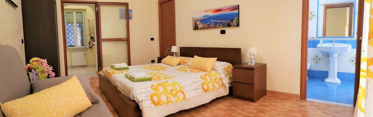 B&B Teresella Наполи Екстериор снимка