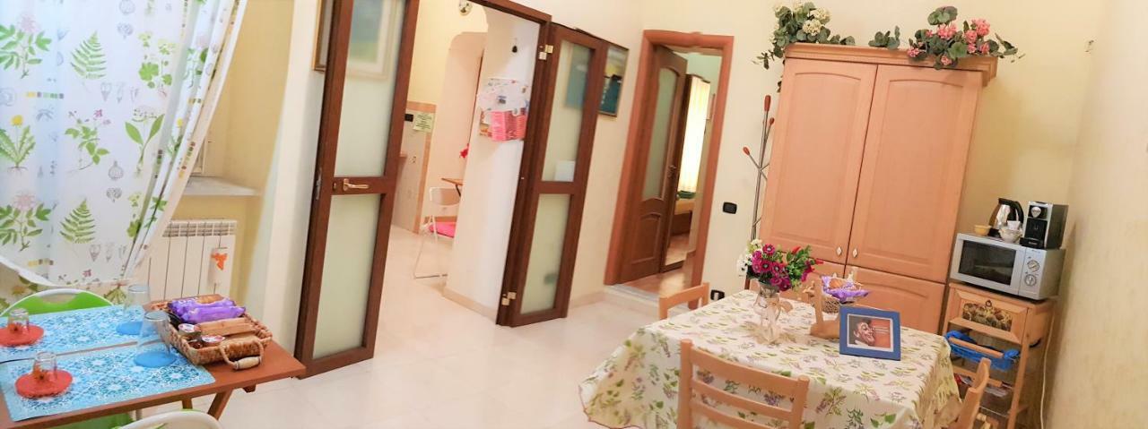 B&B Teresella Наполи Екстериор снимка